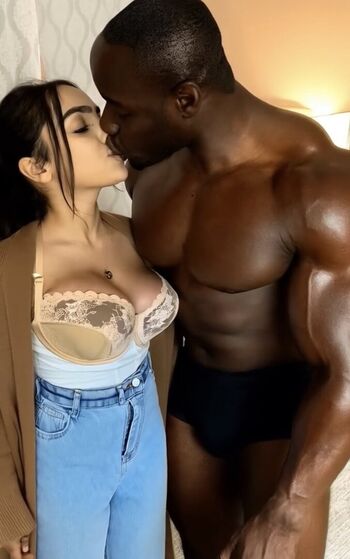 Leaked Feet/ private photo viral onlyfans