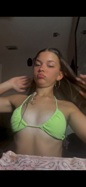 Leaked Tuck/ private photo viral onlyfans