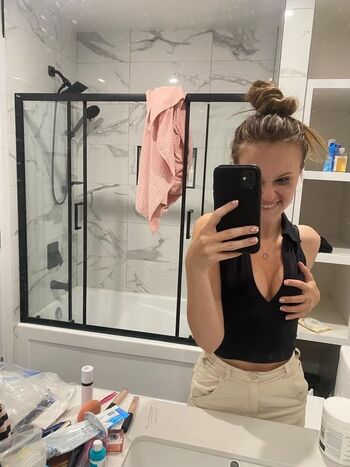 Leaked Beckyneumann/ private photo viral onlyfans