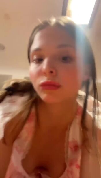 Leaked Badforyou/ private photo viral onlyfans