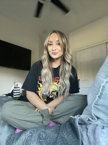 Leaked Mikomikoww/ private photo viral onlyfans