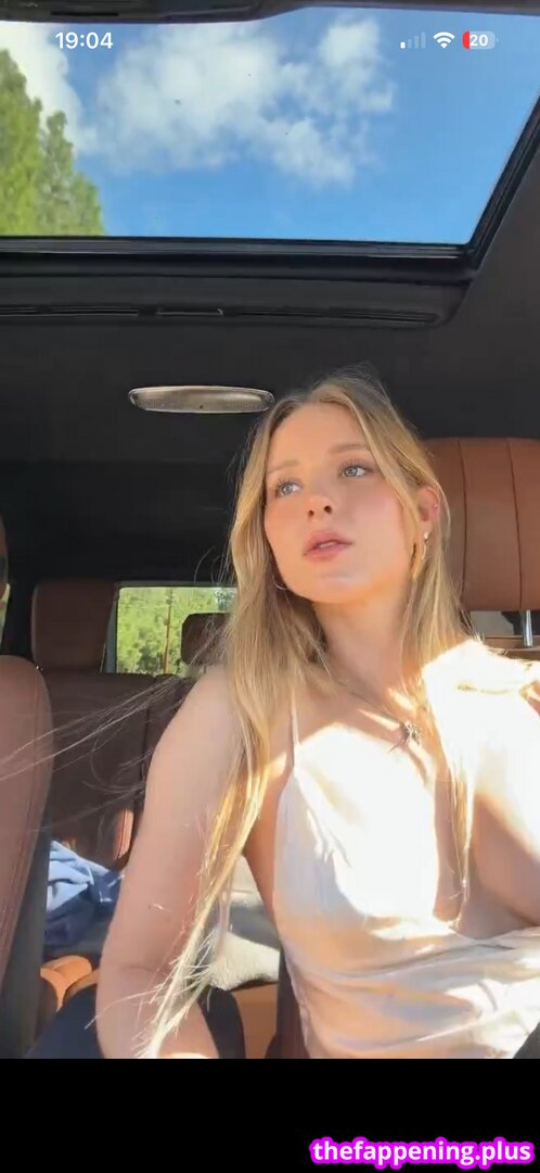 Leaked Julia ernst/ private photo viral onlyfans