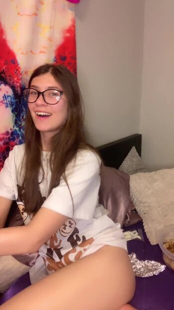 Leaked Izzy green / private photo viral onlyfans