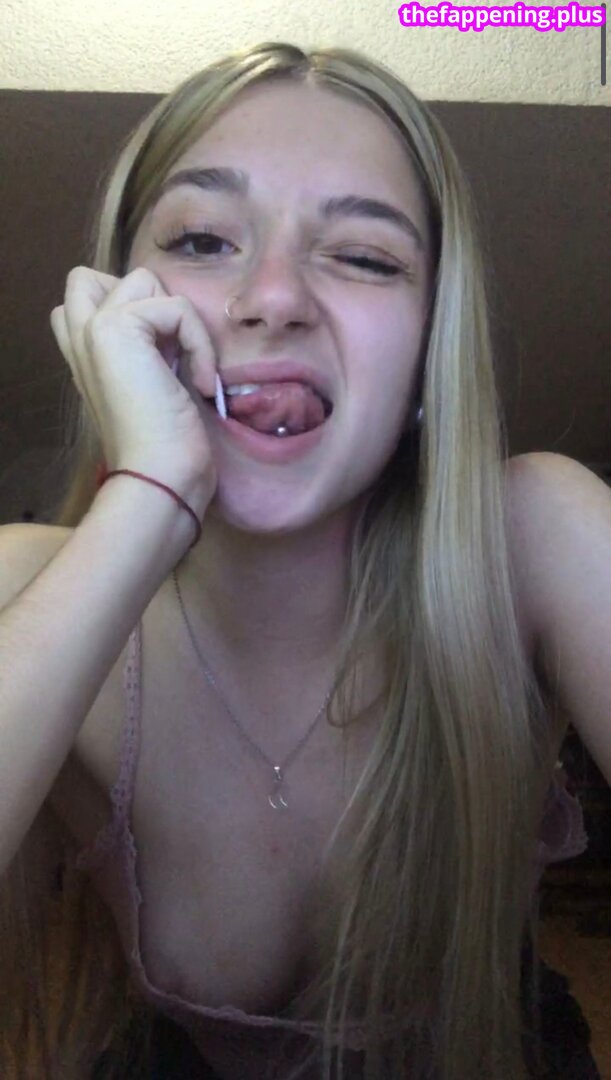 Leaked Sashaopalowa private photo viral onlyfans