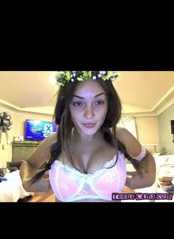 Leaked Ariana baltazar/ private photo viral onlyfans