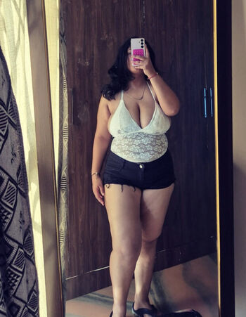 Full leaked Who says private photo