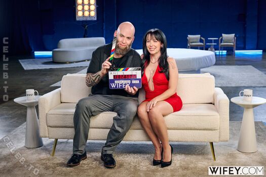 Full leaked Wifey  page private photo