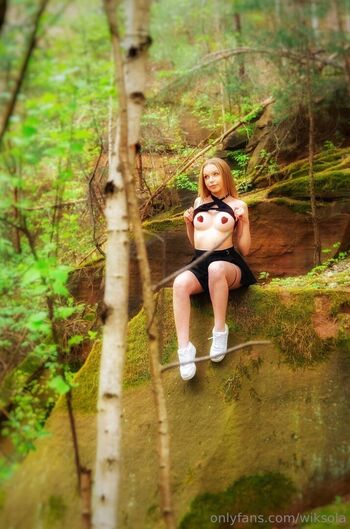 Full leaked Wiksola private photo