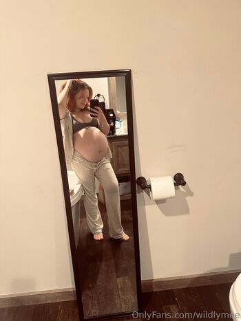 Full leaked Wildlymee private photo