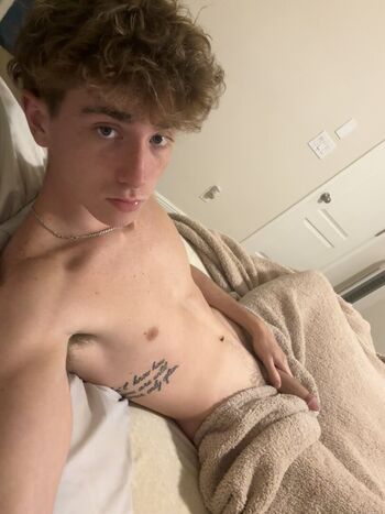 Full leaked Williamhots private photo