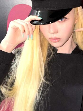 Full leaked Winter aespa private photo