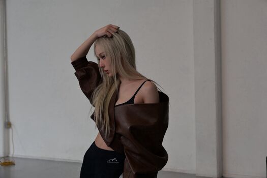 Full leaked Winter aespa page private photo