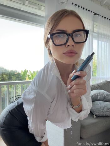 Full leaked Wollfgram private photo