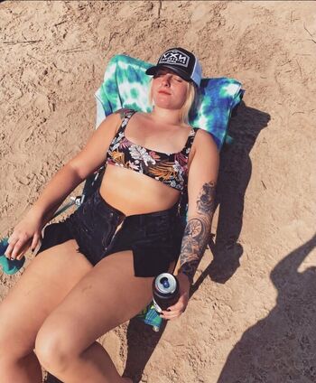 Full leaked Women motorsports private photo