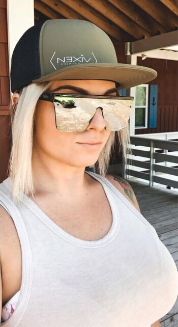 Full leaked Women motorsports private photo