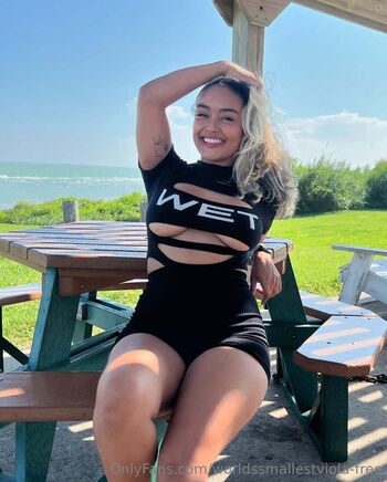 worldssmallestviola-free