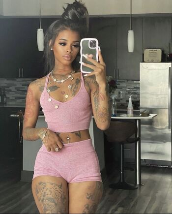 Full leaked Wowteiara private photo