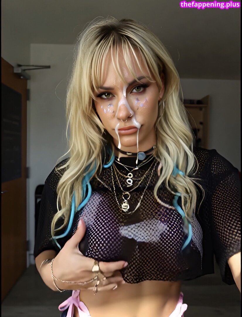 SolRucaWWE / Wwe Sol Ruca / https: / solrvca Photo OnlyFans Nu #111