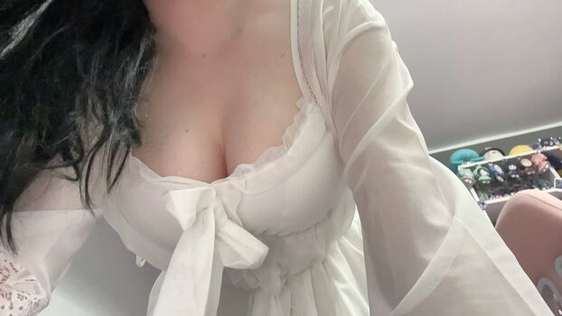 Full leaked Xayanari private photo