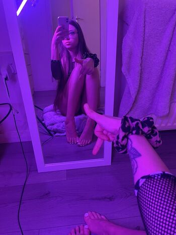 Full leaked Xcarax private photo