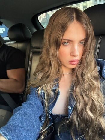 Full leaked Xenia tchoumi private photo