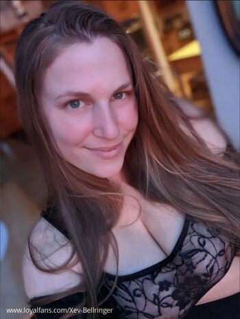Full leaked Xev bellringer private photo
