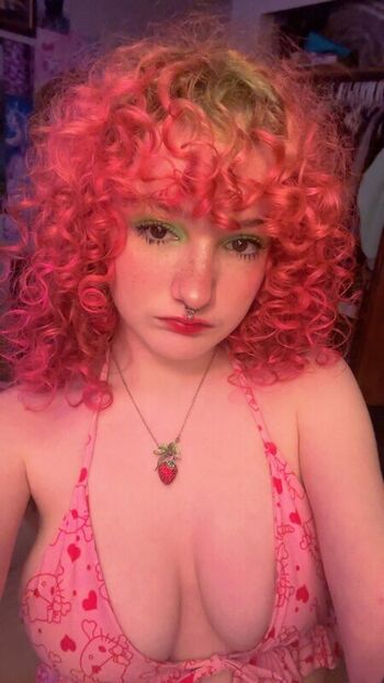 Full leaked Xfairyberryx private photo