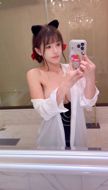 Full leaked Xinyus page private onlyfans photo