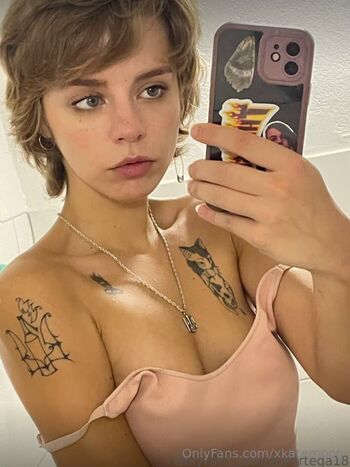 Full leaked Xkatemoon private photo