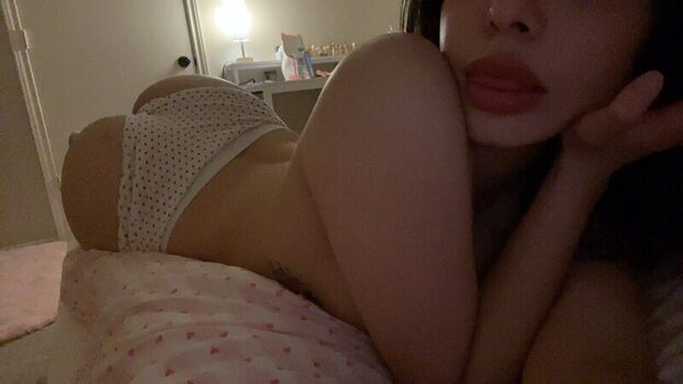 Full leaked Xkittyval page private photo