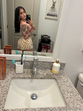 Full leaked Xmadisonnnx private photo
