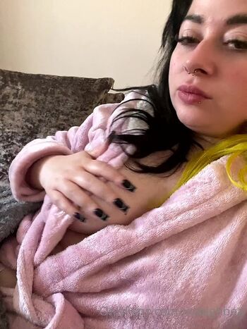 Full leaked Xoleighbea private photo