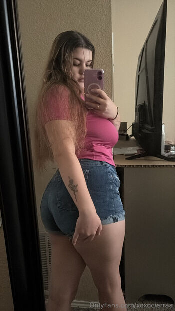 Full leaked Xoxocierraa private photo