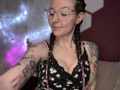 Full leaked Xxmoneythingxx private photo