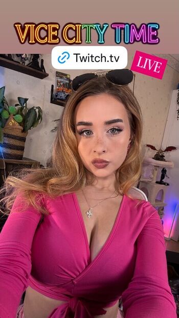 Full leaked Yaboielina private photo