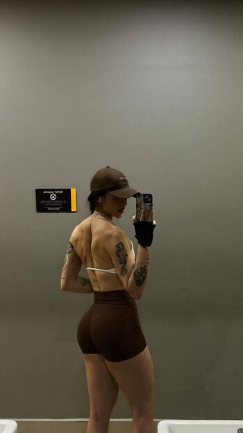 Full leaked Yai oficial private photo