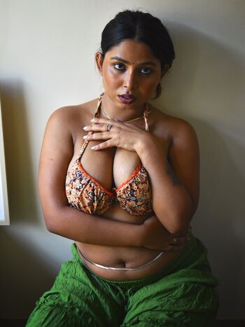 Full leaked Yajna seni private photo