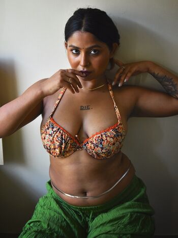 Full leaked Yajna seni private photo
