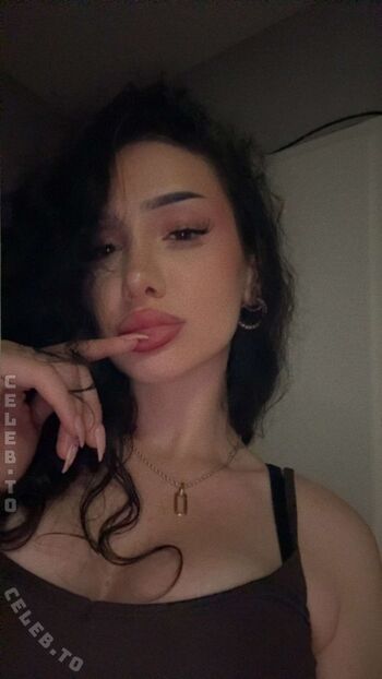 Full leaked Yasilisches private photo
