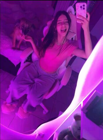 Full leaked Yayaa private photo