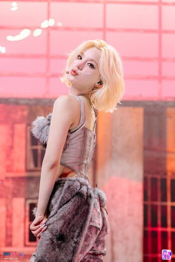 Yeji - ITZY (예지, Hwang Ye-ji)