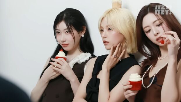 Full leaked Yeji page private onlyfans photo