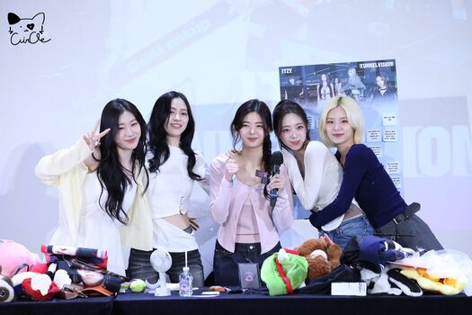 Leaked Povoflainey/ private photo viral onlyfans