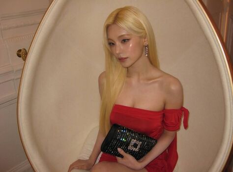 Leaked Nxtdoormuse/ private photo viral onlyfans