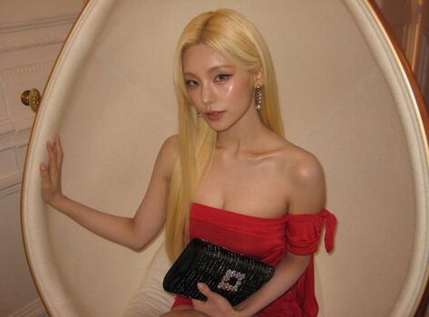 Leaked Heidi romanova/ private photo viral onlyfans