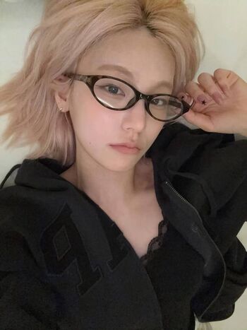 Full leaked Cehbaby/ private photo