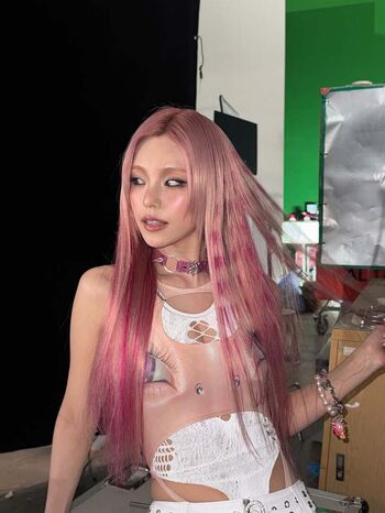 Full leaked Yeji page private photo