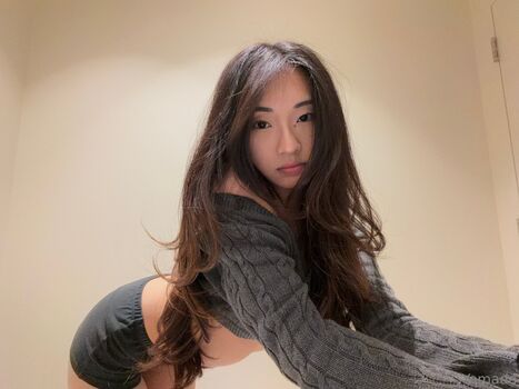 Full leaked Yemada private photo