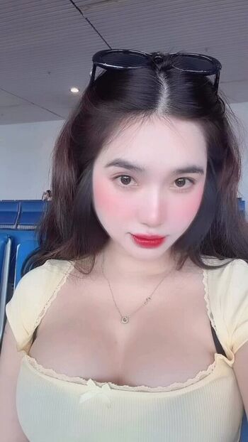 Full leaked Yenvy private photo