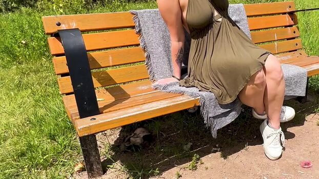 Full leaked Yeonmi park private photo